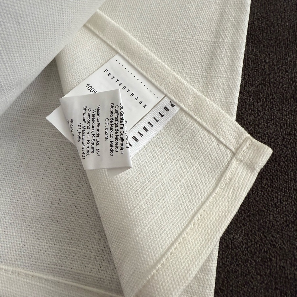 Pottery Barn Doug & Friends Hand Towels - Set of 2 - Picture 9 of 10